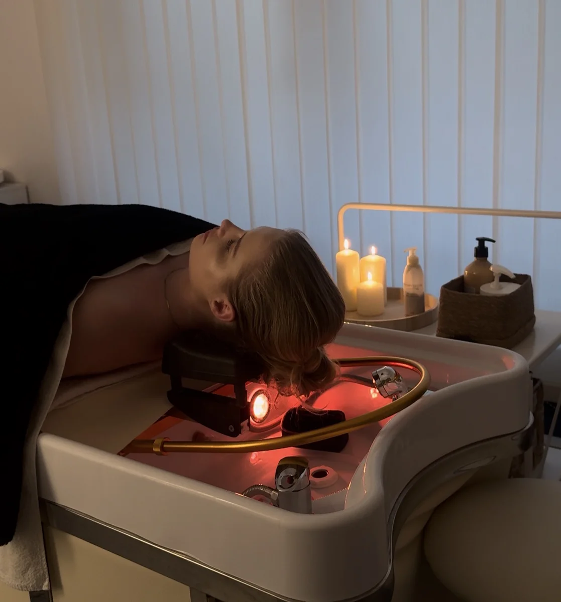 🌿 Приглашаем модель для фотосессии на процедуру Head Spa 🌿