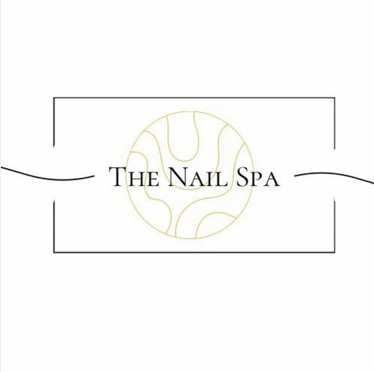 В The Nail Spa сдается стол для мастера маникюра в районе Либень на 15 дней в месяц.