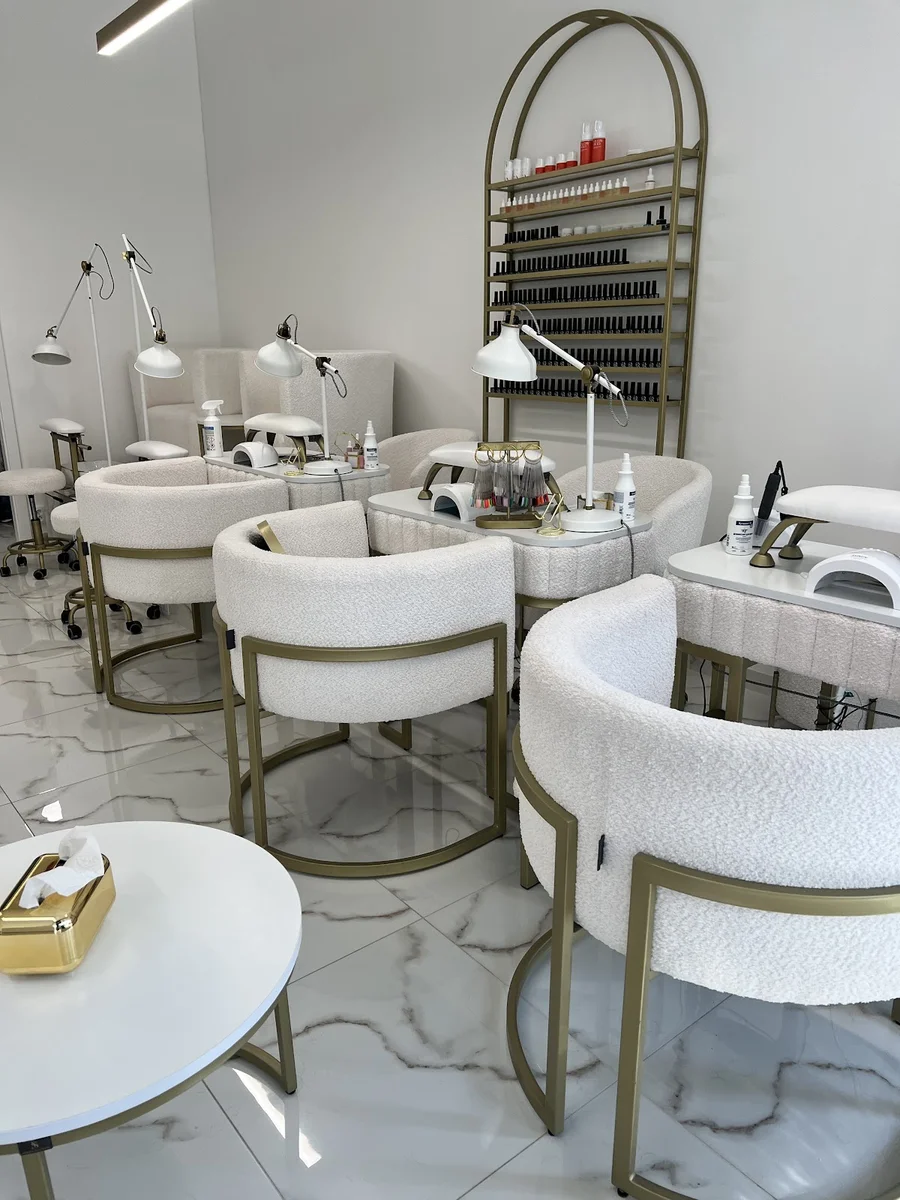 MZÉLLE STUDIO